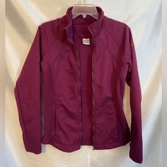 Nike Therma Fit Full Zip Jacket Plum Ladies Med  (8-10) - Picture 3 of 15